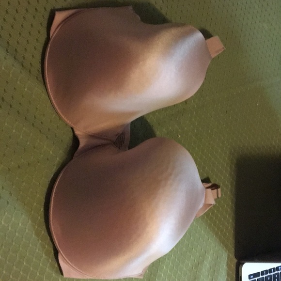 A Soma bra and matching underwear - Picture 3 of 3